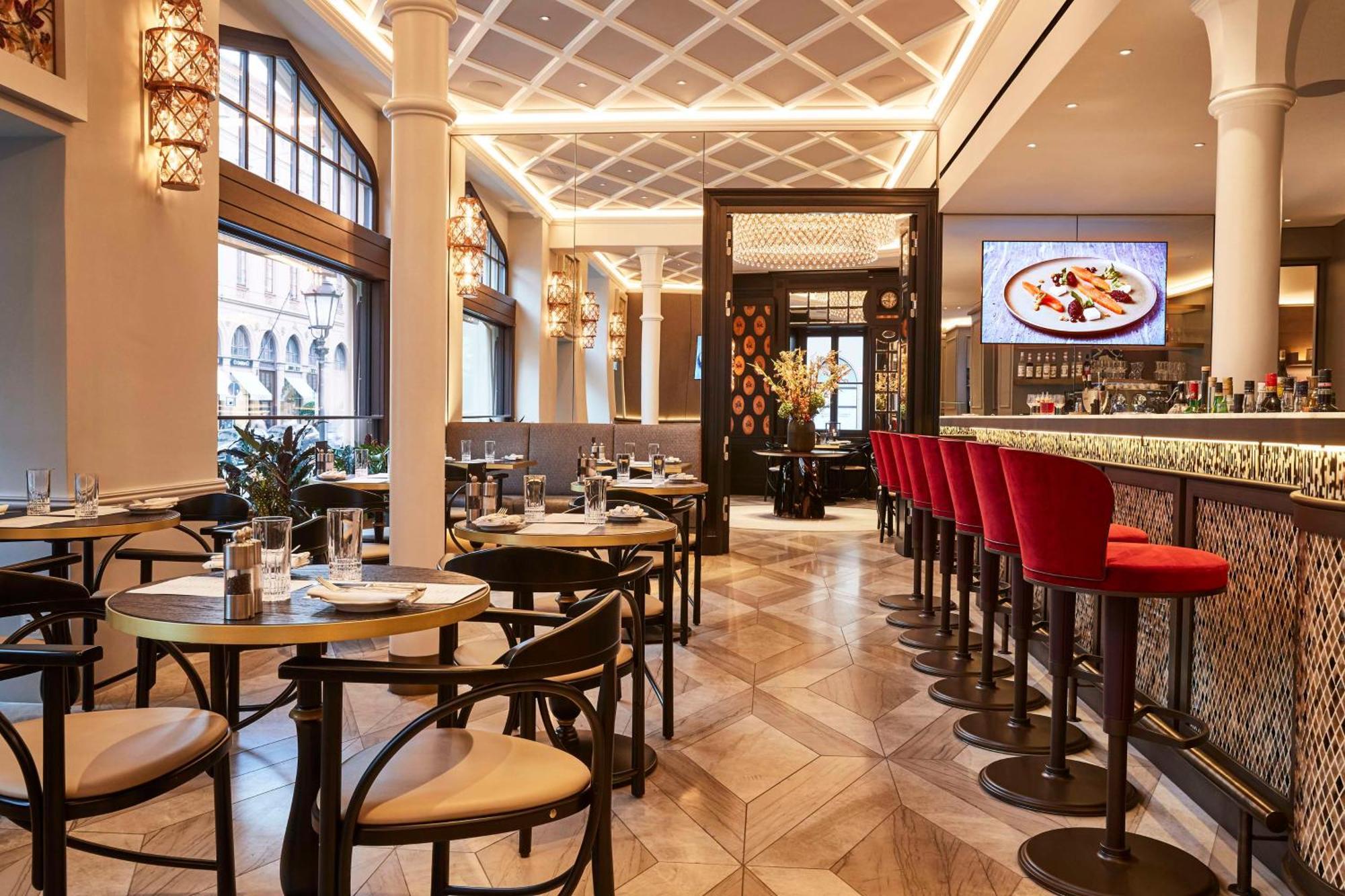 Vier Jahreszeiten Kempinski Muenchen Εξωτερικό φωτογραφία Interior of the restaurant